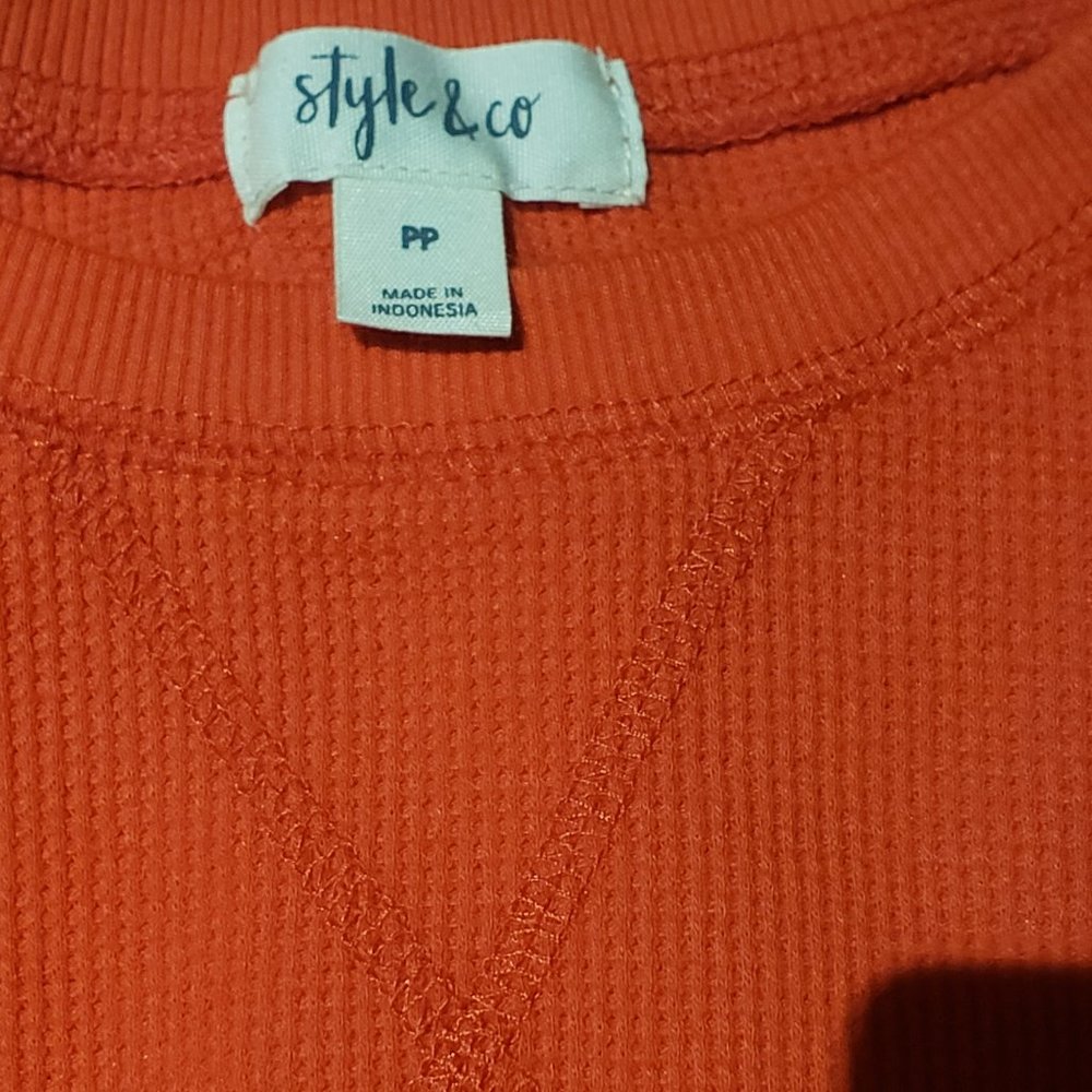 Style & Co Fiery Red Waffle Pullover - Sz Petite P - NWT - Picture 5 of 6